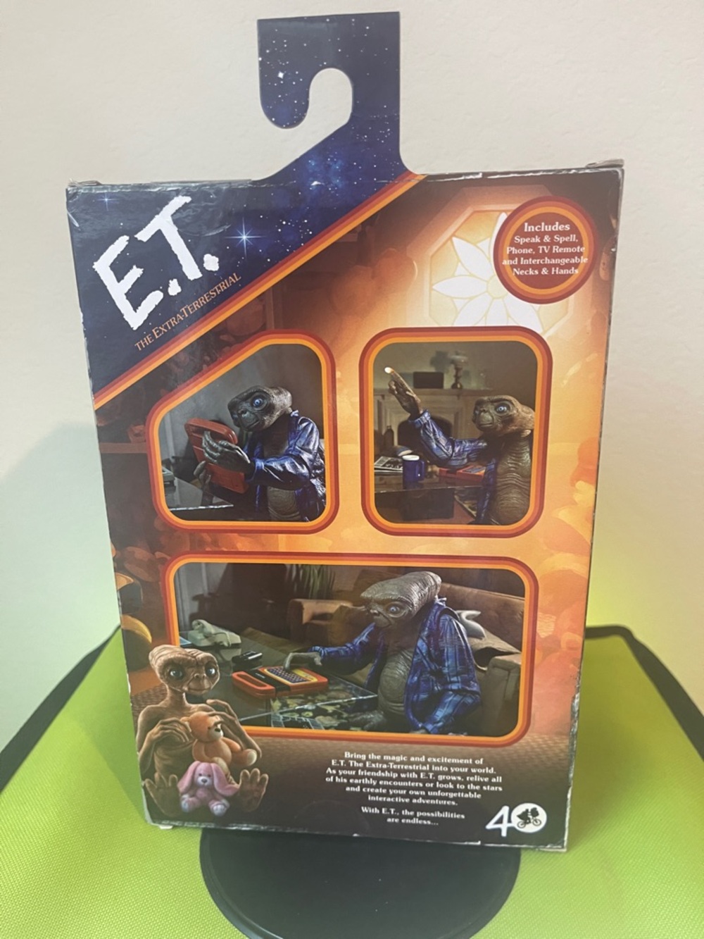 E.T. Ultimate Telepathic 40th Anniversary - Picture 4 of 14